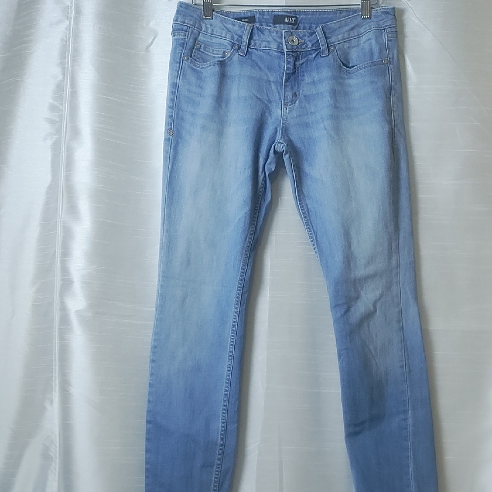 Blue Skinny Jeans Classic‎ Style
